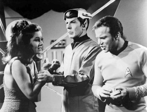 Leonard_Nimoy_William_Shatner_Spock's_Brain_Star_Trek_1968